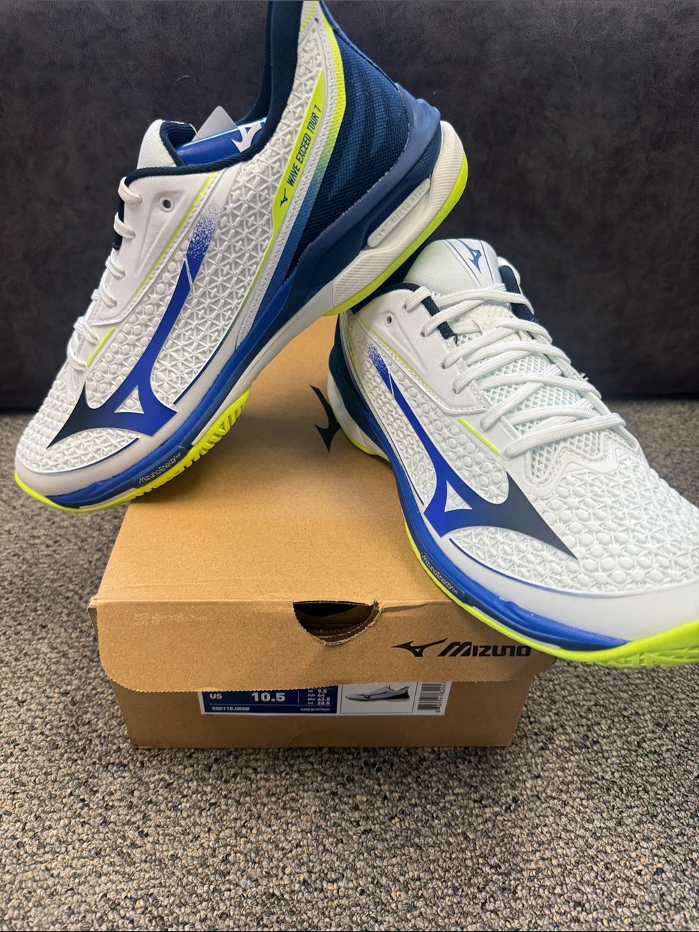 Mizuno Wave Exceed Tour 7 AC Size 10.5